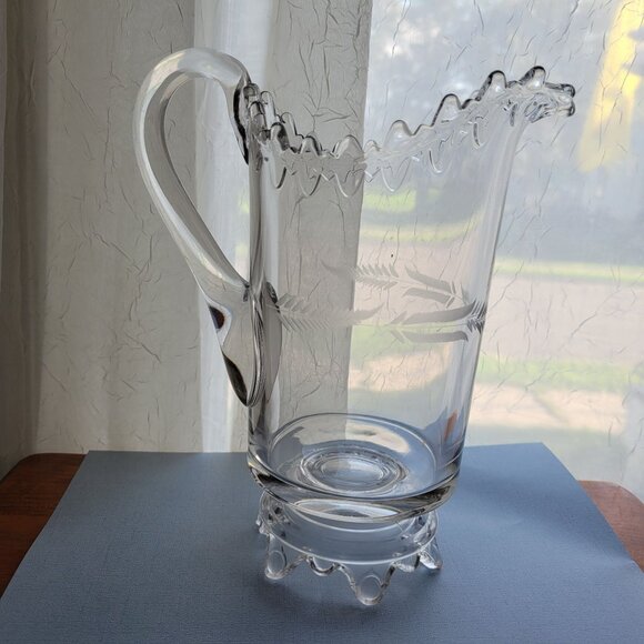 Vintage Clear Glass Etched Fern Pattern Pitcher With Ruffled Edge & Handle - Picture 5 of 11